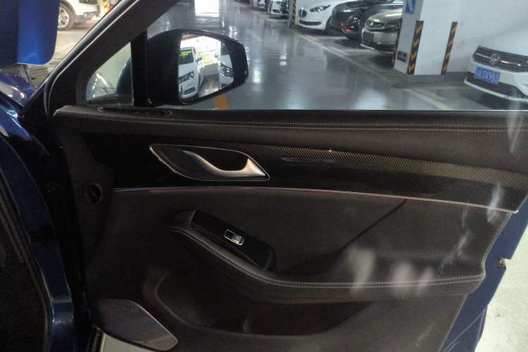 Used SERES SF5 2020 Four-Wheel Drive High-Performance Sports Edition Right Front Door Interior