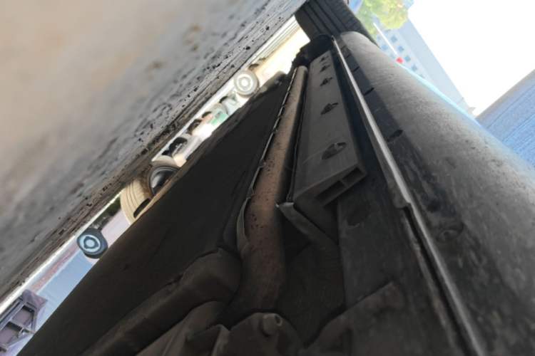 Used SERES SF5 2020 Two-Wheel Drive High-Performance Sports Edition Right Side Sill