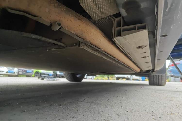 Used SERES SF5 2020 Four-Wheel Drive High-Performance Sports Edition Right Side Sill