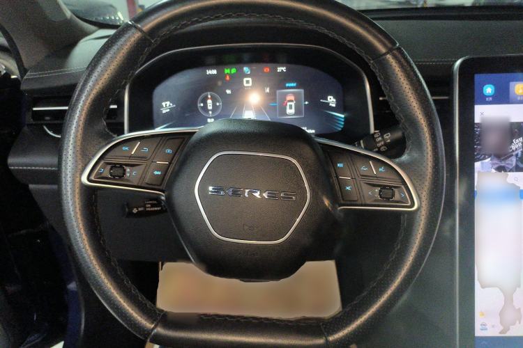 Used SERES SF5 2020 Four-Wheel Drive High-Performance Sports Edition Steering Wheel