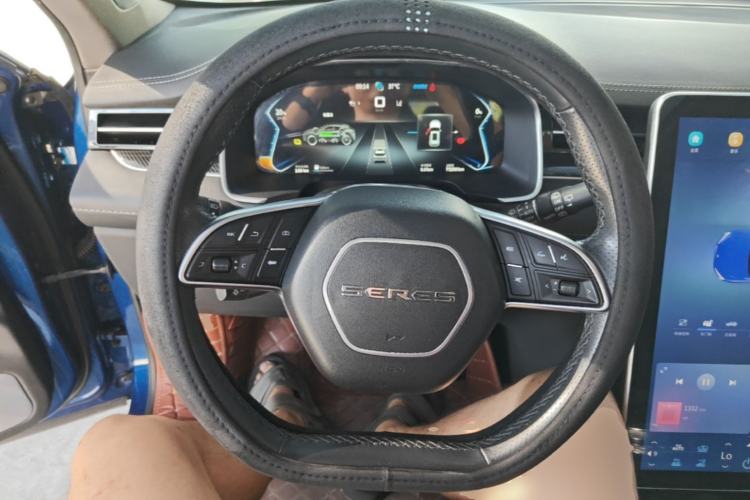 Used SERES SF5 2020 Two-Wheel Drive High-Performance Sports Edition Steering Wheel