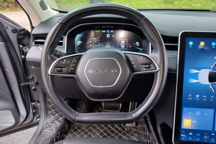 Used SERES SF5 2020 Two-Wheel Drive High-Performance Sports Edition Steering Wheel
