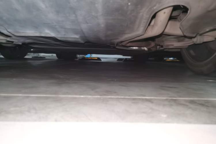 Used SERES SF5 2020 Four-Wheel Drive High-Performance Sports Edition Chassis Rear