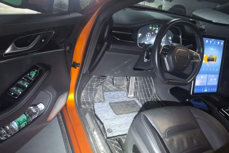 Used SERES SF5 2020 Four-Wheel Drive High-Performance Sports Edition Driver Seat