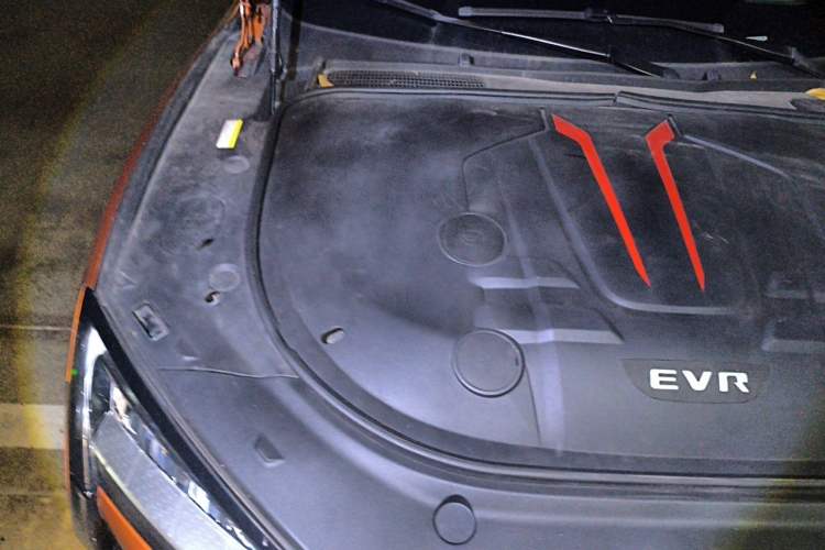 Used SERES SF5 2020 Two-Wheel Drive High-Performance Sports Edition Engine Bay Right