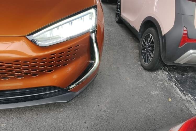 Used SERES SF5 2020 Two-Wheel Drive High-Performance Sports Edition Left Front Headlight