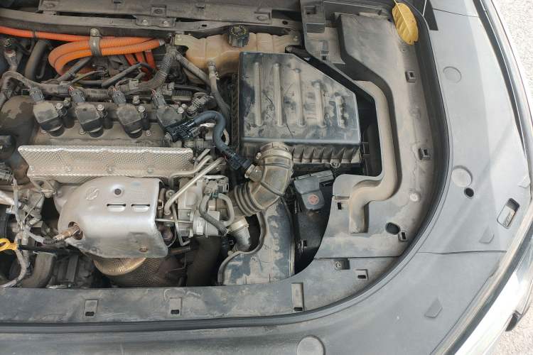 Used SERES SF5 2020 Four-Wheel Drive High-Performance Sports Edition Engine Bay Left