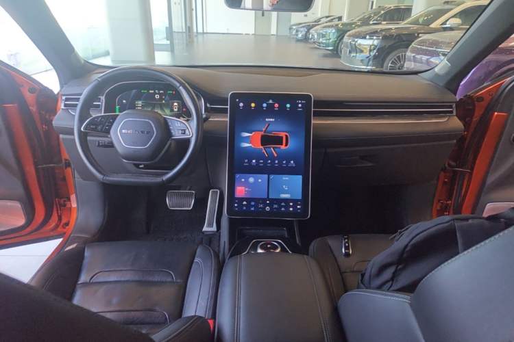 Used SERES SF5 2020 Revised Version Four-Wheel Drive High-Performance Edition Center Console