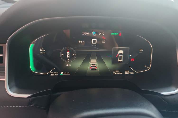 Used SERES SF5 2020 Four-Wheel Drive High-Performance Sports Edition Instrument Cluster