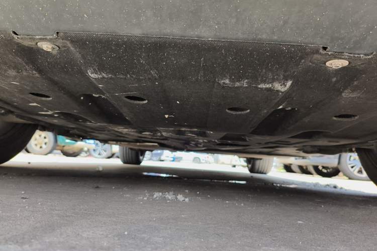 Used SERES SF5 2020 Two-Wheel Drive High-Performance Sports Edition Chassis Front