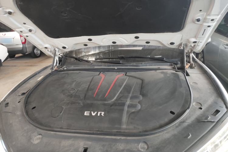 Used SERES SF5 2020 Four-Wheel Drive High-Performance Version Engine Bay