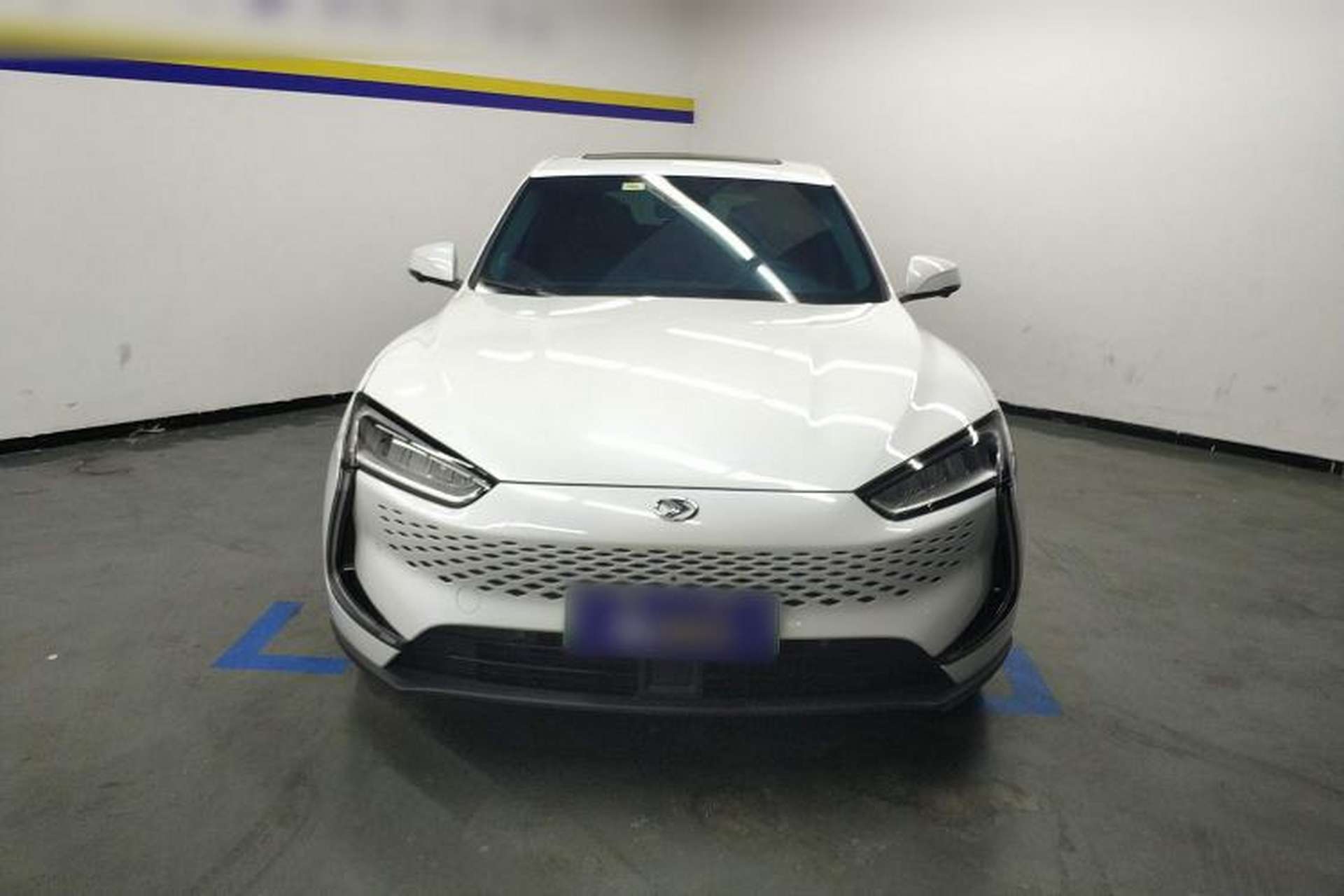 Used SERES SF5 2020 Two-Wheel Drive High-Performance Sports Edition Front