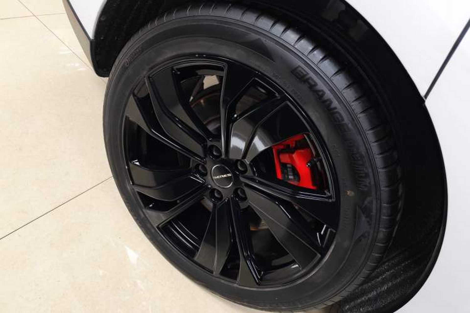 Used SERES SF5 2020 Four-Wheel Drive High-Performance Sports Edition Right Rear Wheel Hub