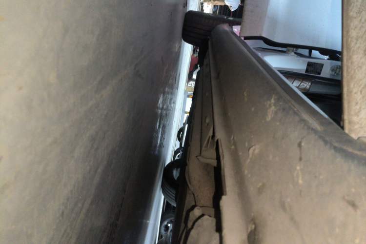 Used SERES SF5 2020 Four-Wheel Drive High-Performance Sports Edition Right Side Sill