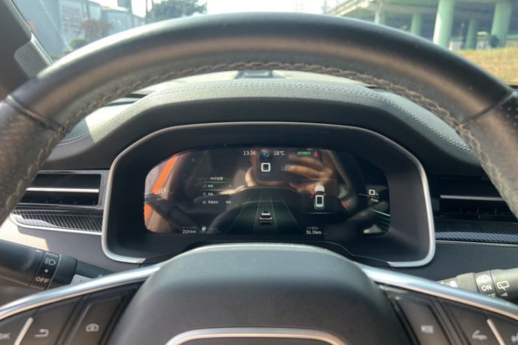 Used SERES SF5 2020 Four-Wheel Drive High-Performance Sports Edition Interior 3