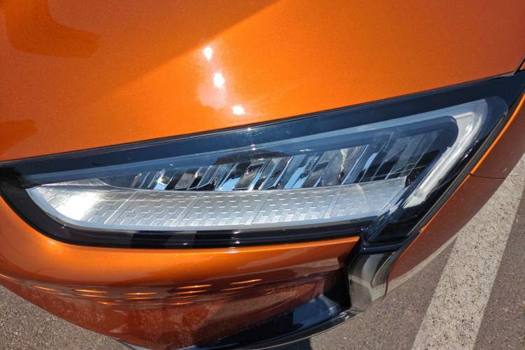 Used SERES SF5 2020 Two-Wheel Drive High-Performance Sports Edition Left Front Headlight