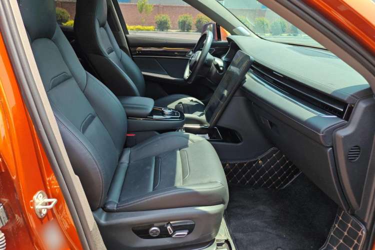 Used SERES SF5 2020 Two-Wheel Drive High-Performance Sports Edition Right Front Seat