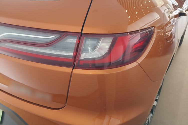 Used SERES SF5 2020 Revised Version Four-Wheel Drive High-Performance Edition Right Rear Taillight