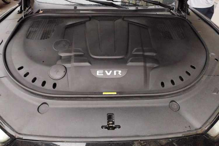 Used SERES SF5 2021 Four-Wheel Drive Freedom Expedition Edition Engine Bay