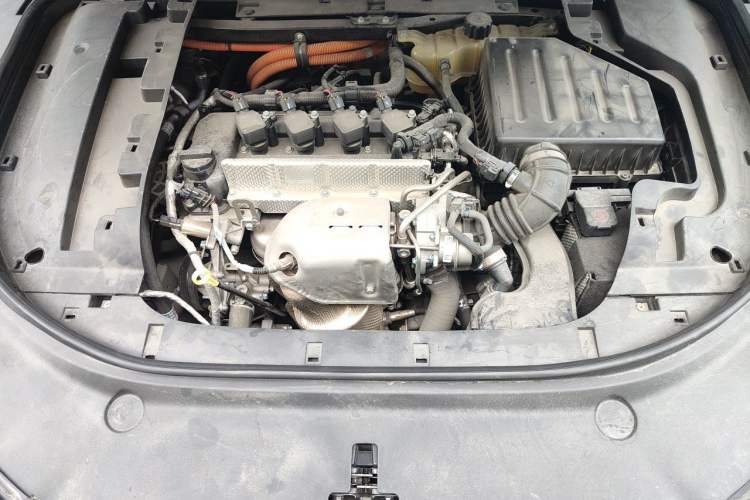 Used SERES SF5 2021 Huawei Smart Selection Four-Wheel Drive Edition Engine Bay