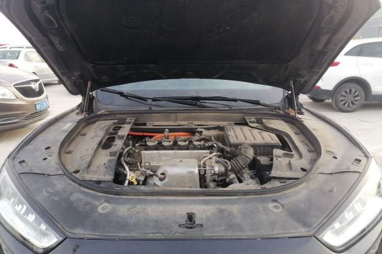 Used SERES SF5 2021 Four-Wheel Drive Freedom Expedition Edition Engine Bay