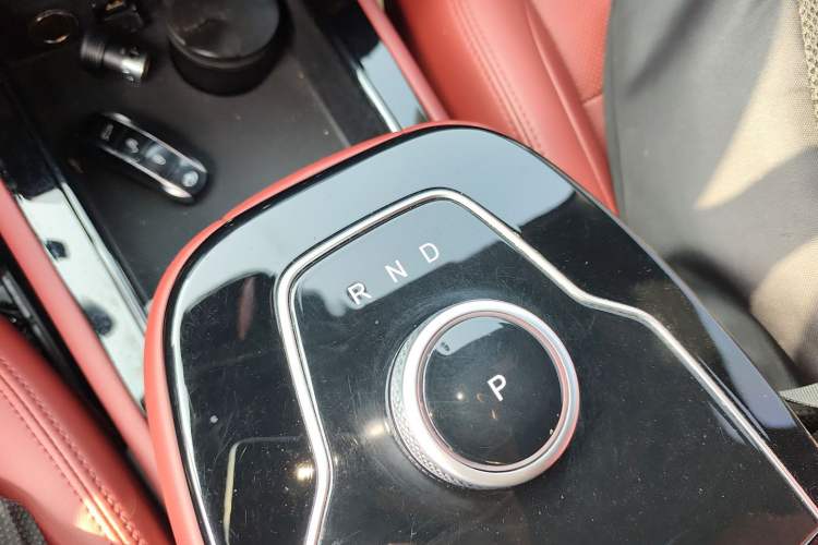 Used SERES SF5 2021 Huawei Smart Selection Four-Wheel Drive Edition Gear Lever