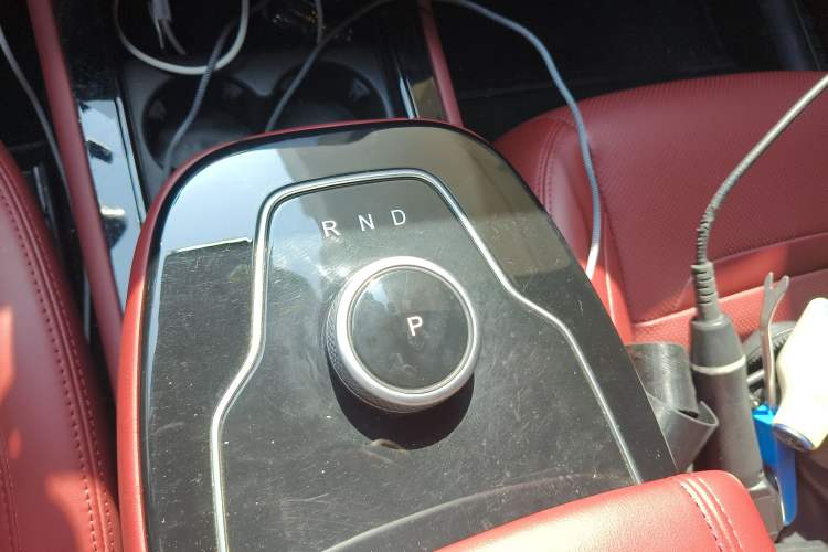 Used SERES SF5 2021 Huawei Smart Selection Four-Wheel Drive Edition Gear Lever