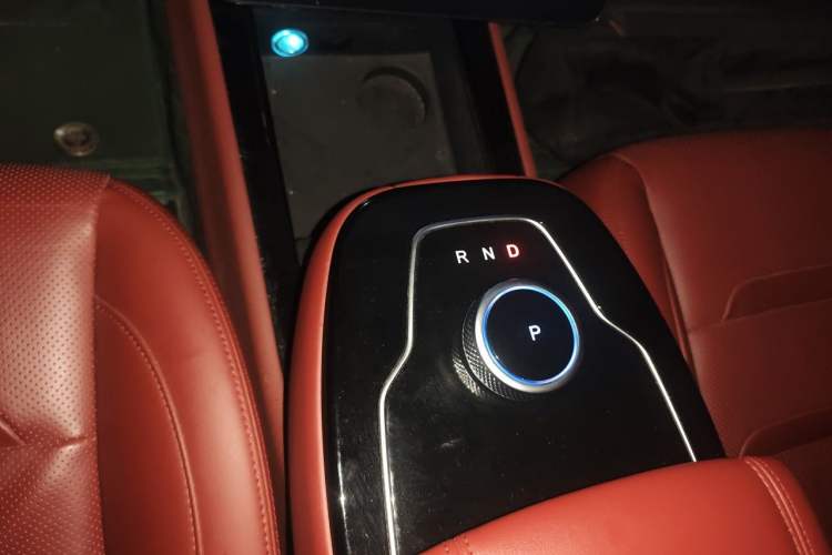 Used SERES SF5 2021 Huawei Smart Selection Four-Wheel Drive Edition Gear Lever