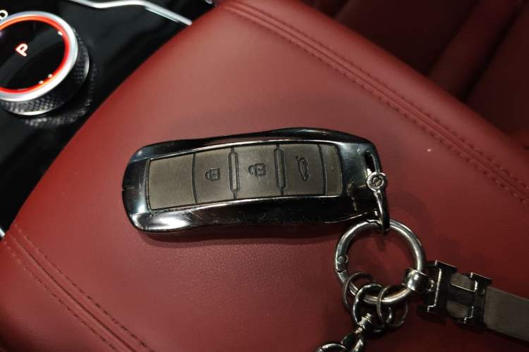 Used SERES SF5 2021 Huawei Smart Selection Four-Wheel Drive Edition Interior 1