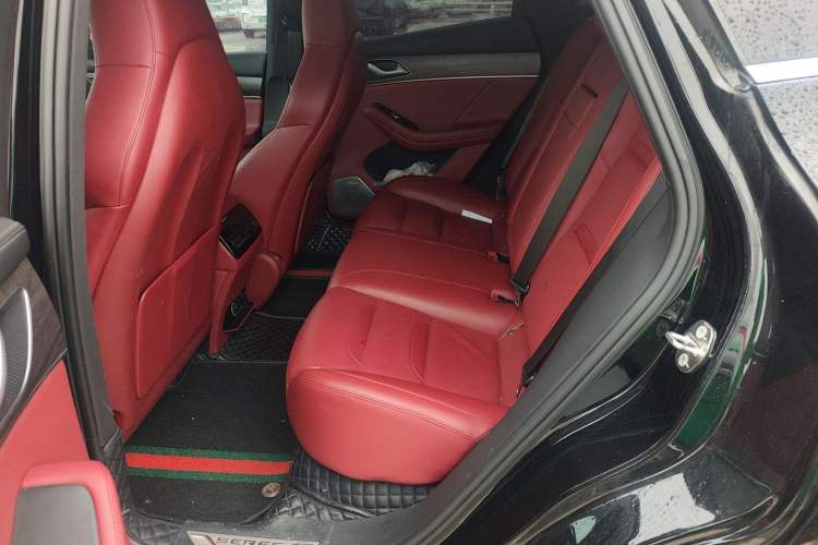 Used SERES SF5 2021 Four-Wheel Drive Freedom Expedition Edition Interior 4