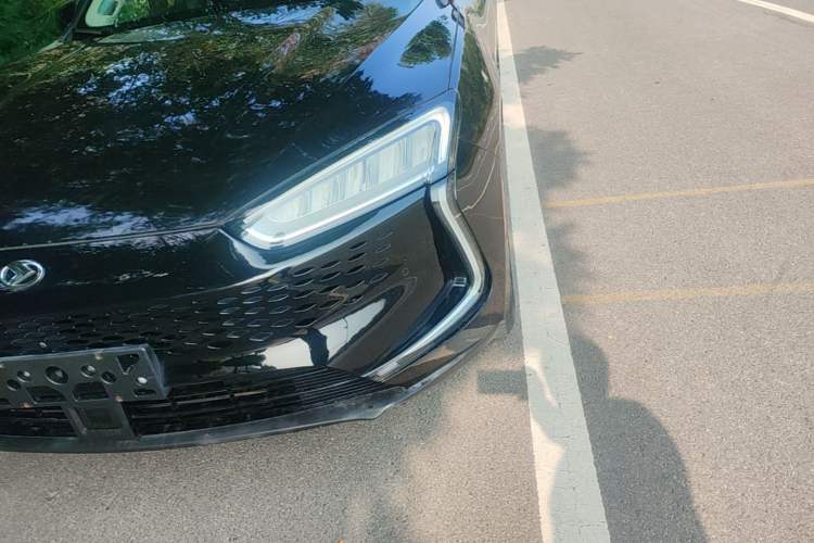Used SERES SF5 2021 Huawei Smart Selection Four-Wheel Drive Edition Left Front Headlight