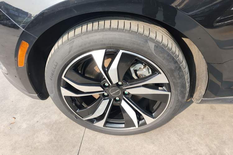 Used SERES SF5 2021 Huawei Smart Selection Four-Wheel Drive Edition Left Front Wheel Hub