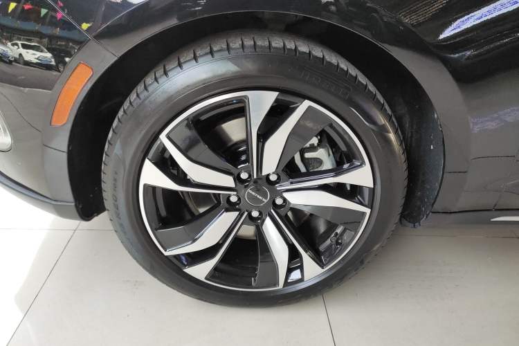 Used SERES SF5 2021 Huawei Smart Selection Four-Wheel Drive Edition Left Front Wheel Hub