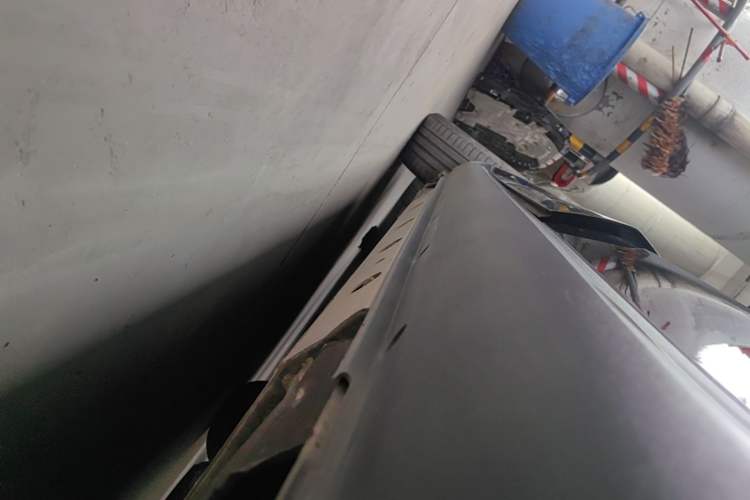 Used SERES SF5 2021 Huawei Smart Selection Four-Wheel Drive Edition Left Side Sill