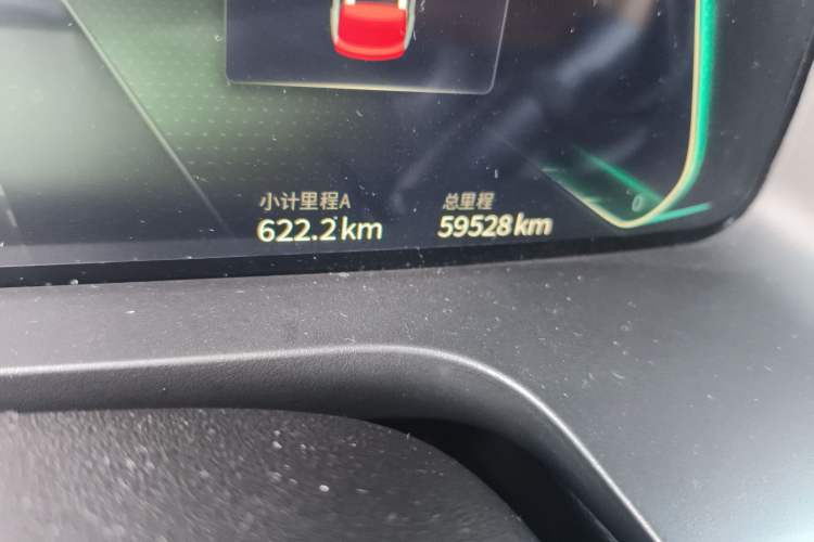Used SERES SF5 2021 Four-Wheel Drive Freedom Expedition Edition Odometer Close Up