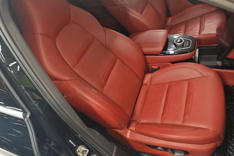 Used SERES SF5 2021 Huawei Smart Selection Four-Wheel Drive Edition Right Front Seat