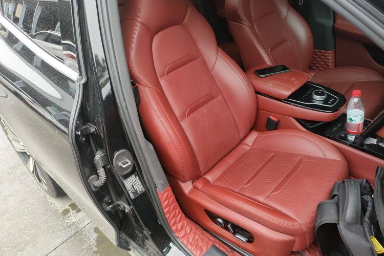 Used SERES SF5 2021 Four-Wheel Drive Freedom Expedition Edition Right Front Seat