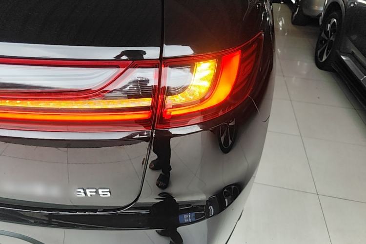 Used SERES SF5 2021 Four-Wheel Drive Freedom Expedition Edition Right Rear Taillight