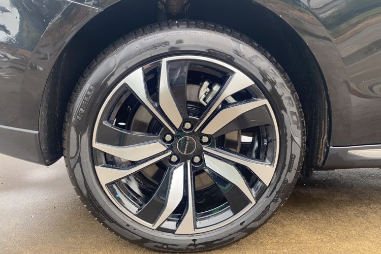 Used SERES SF5 2021 Huawei Smart Selection Four-Wheel Drive Edition Right Rear Wheel Hub