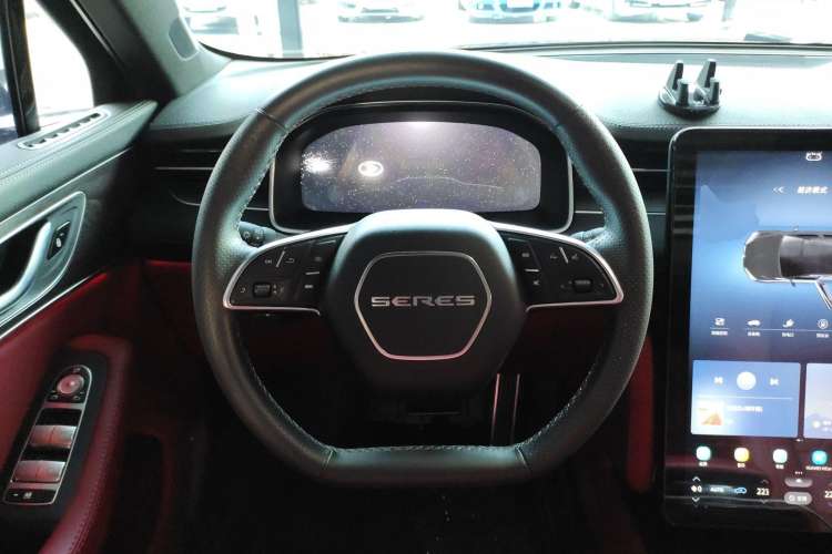 Used SERES SF5 2021 Huawei Smart Selection Four-Wheel Drive Edition Steering Wheel