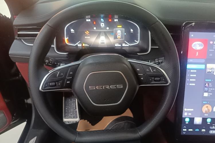 Used SERES SF5 2021 Four-Wheel Drive Freedom Expedition Edition Steering Wheel