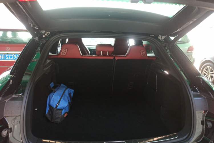 Used SERES SF5 2021 Four-Wheel Drive Freedom Expedition Edition Trunk