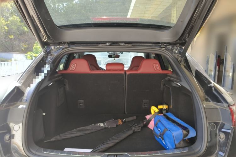 Used SERES SF5 2021 Huawei Smart Selection Four-Wheel Drive Edition Trunk