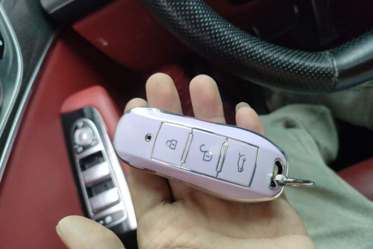 Used SERES SF5 2021 Four-Wheel Drive Freedom Expedition Edition Vehicle Key