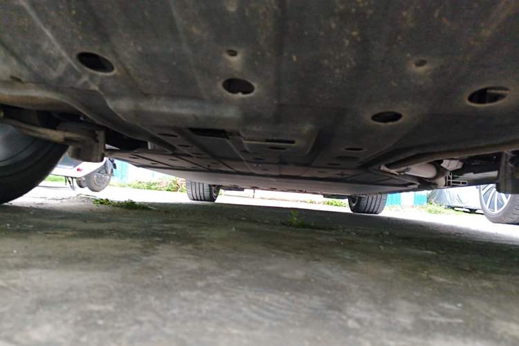 Used SERES SF5 2021 Huawei Smart Selection Four-Wheel Drive Edition Chassis Rear