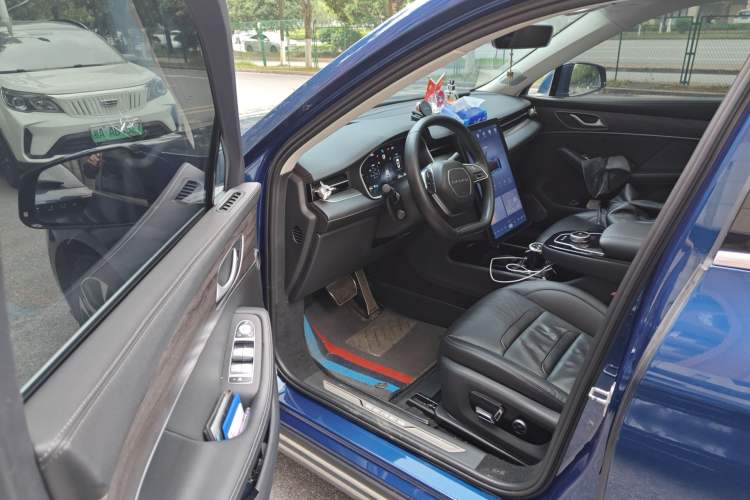 Used SERES SF5 2021 Huawei Smart Selection Four-Wheel Drive Edition Driver Seat