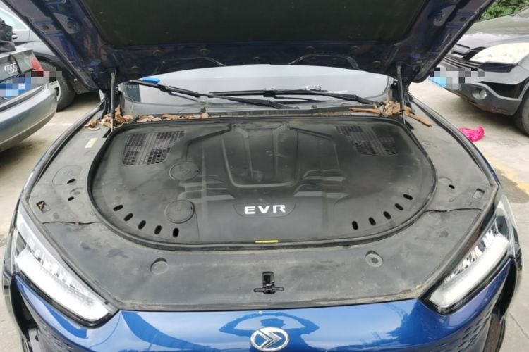 Used SERES SF5 2021 Four-Wheel Drive Freedom Expedition Edition Engine Bay
