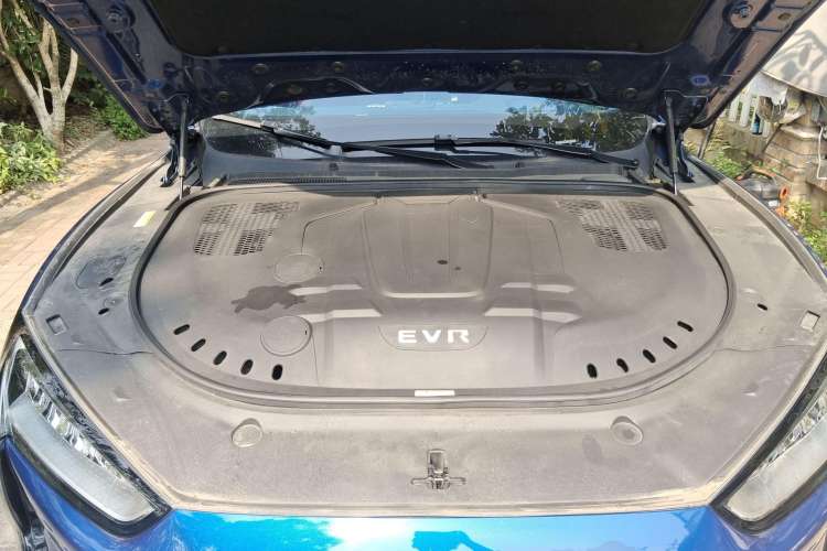 Used SERES SF5 2021 Huawei Smart Selection Four-Wheel Drive Edition Engine Bay