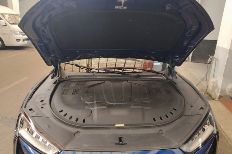 Used SERES SF5 2021 Four-Wheel Drive Freedom Expedition Edition Engine Bay