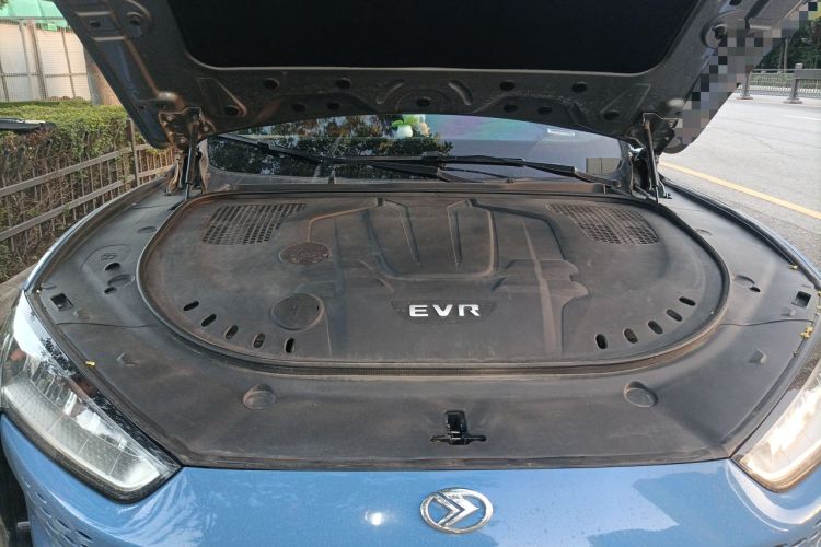 Used SERES SF5 2021 Huawei Smart Selection Four-Wheel Drive Edition Engine Bay